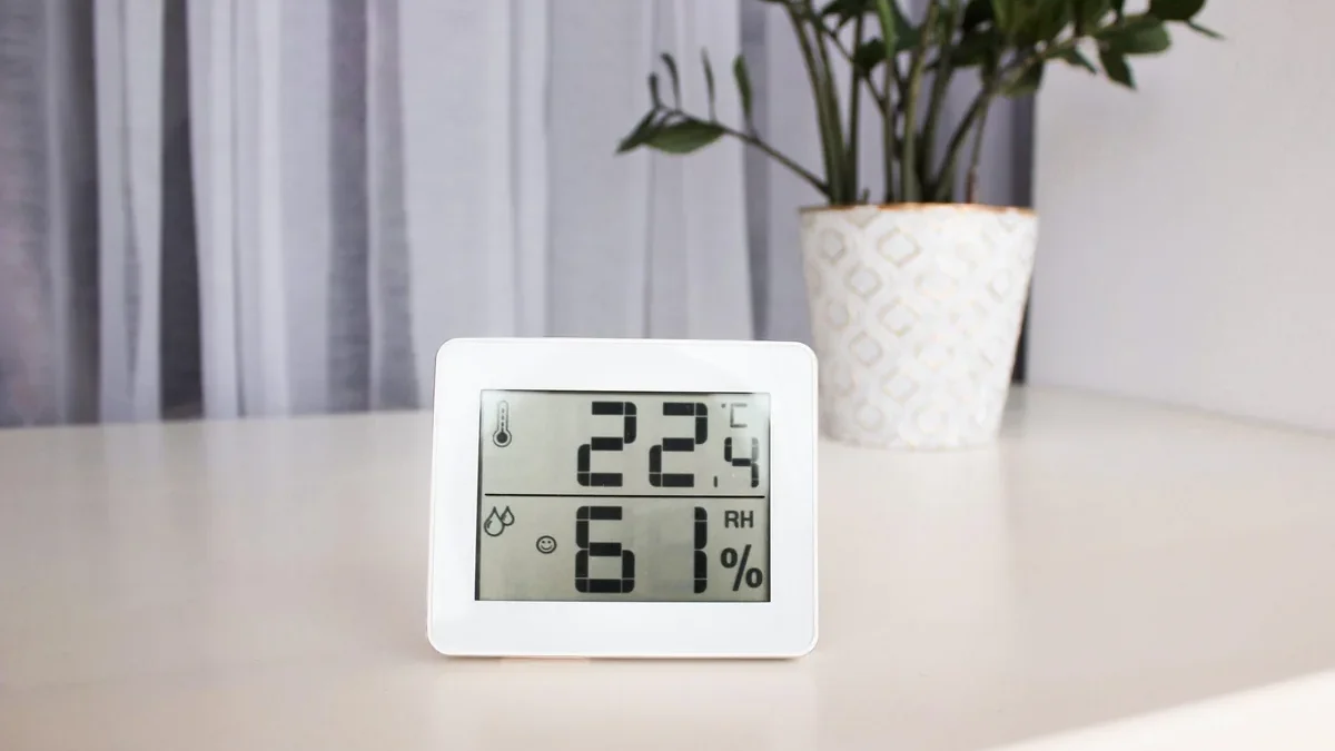 Hygromètre mesurant la température et l’humidité de l’air intérieur